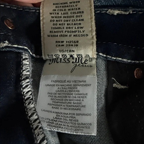 Miss Me Ankle Skinny Jeans with Embroidered Pocket - Picture 4 of 9